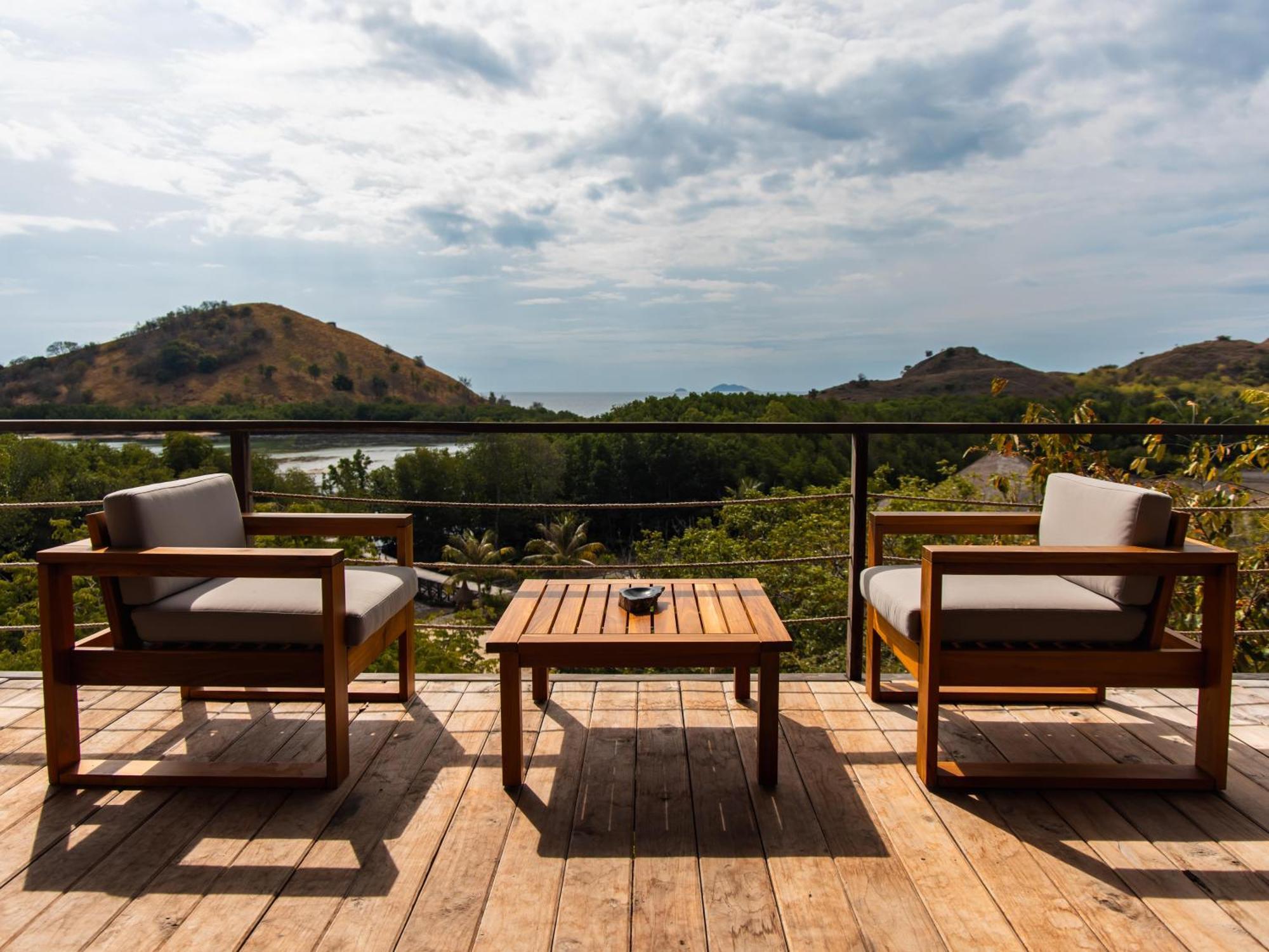 Hotel Menjaga Bay à Labuan Bajo Extérieur photo